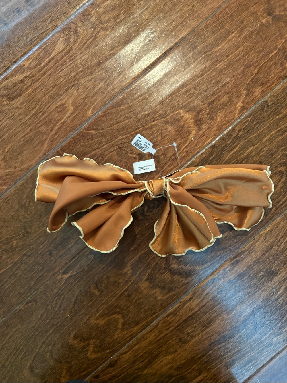 Anthropologie Scalloped-Edge Bow Clip